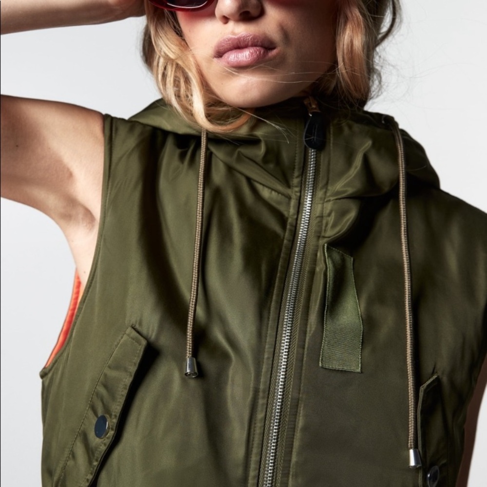 ZARA Cropped Hooded Puffer Vest NWOT
